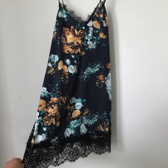 Tobi Dresses & Skirts - Tobi Floral Lace Slip Dress